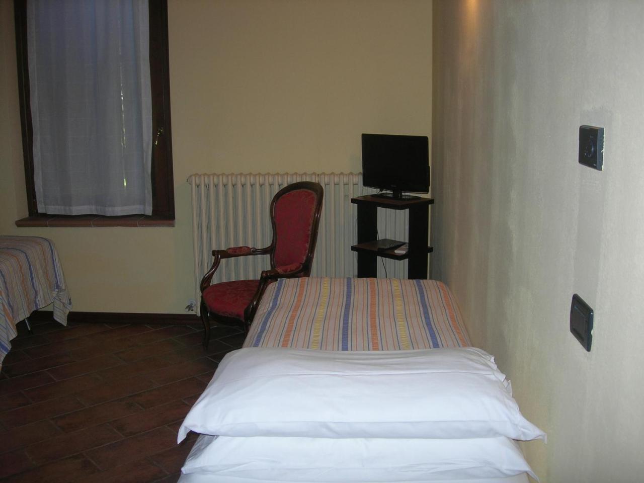 Agriturismo Campass Castelvetro Piacentino Bagian luar foto